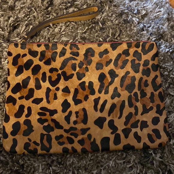 CHEETAH BANANA REPUBLIC FAUX HORSE HAIR ENVELOPE CLUTCH NWOT - Picture 1 of 5